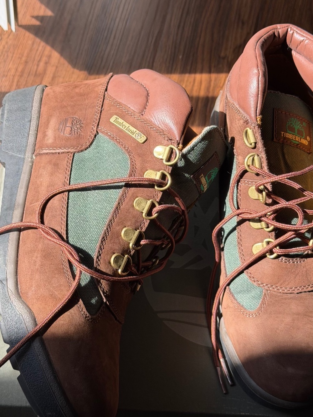 Timberland Junior Boots – Size 7 – Brown & Green